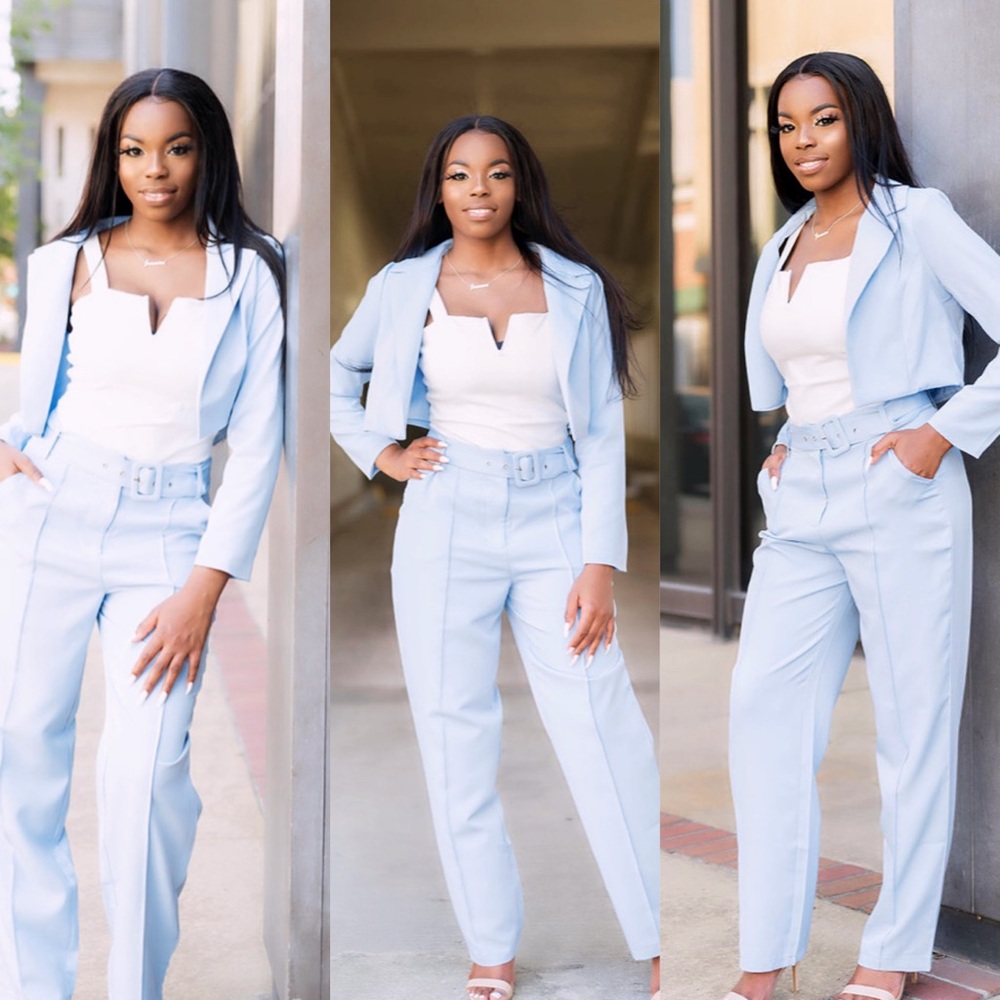 Pants suit